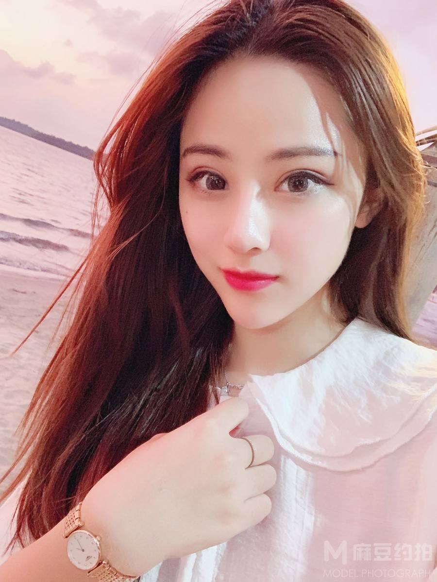 好久没拍照了,来一组,要求摄影师认真对待,